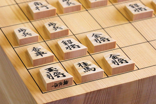 脚 クチナシ なぜ 盤 将棋 の