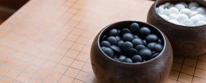 法政大学の囲碁部 間違えて将棋の団体戦に出場して勝った その理由を探るべく 囲碁と将棋を徹底比較 将棋コラム 日本将棋連盟 法政大学の囲碁部 間違えて将棋の団体戦に出場して勝った その理由を探るべく 囲碁と将棋を徹底比較 将棋コラム 日本将棋連盟