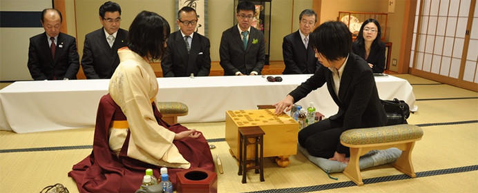 女流名人戦第３局こぼれ話 里見香奈の 好道楽歩 上田初美の 一向 彼女たちの関防印に込められた意味は 将棋コラム 日本将棋連盟