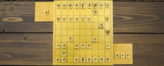 初心者がはじめに覚えるべきこと 玉を守るための 囲い とは 将棋コラム 日本将棋連盟