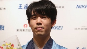 中原誠名人VS米長邦雄八段、38年前の名人戦で生まれた歴史に残る