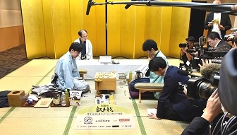 伊藤、タイトル初防衛　～叡王戦振り返り～