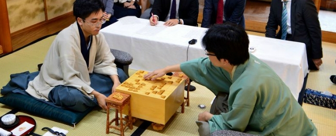 豊島王位が誕生した王位戦や、佐藤名人が初優勝した銀河戦など５つの注目対局を棋譜付きで振り返ろう【注目対局プレイバック 2018年9月下旬】