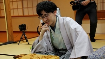 伊藤が連勝で追い込む　9月下旬の注目対局を格言で振り返る