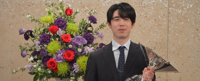 藤井がNHK杯連覇　3月上旬の注目対局を格言で振り返る