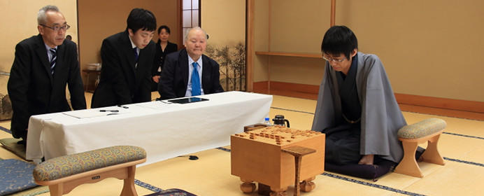 羽生三冠の考える、プロとアマチュアの一番の違いとは?【子供たちは将棋から何を学ぶのか】
