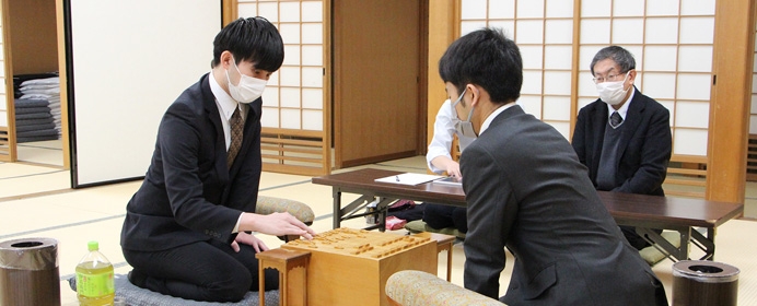 小山アマが棋士編入試験合格　２月上旬の注目対局を格言で振り返る