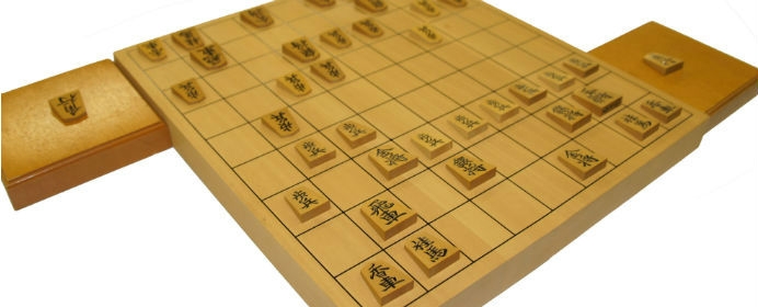 菅井竜也王位らトップ棋士も採用し、再び注目を集める「阪田流」の狙いとは？【将棋世界2018年5月号のご紹介】