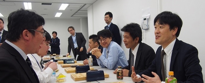 強豪チーム・マイナビ将棋部が登場！将棋世界編集長VSローソン将棋部大将の勝負の行方は？【はじめての職団戦 vol.6】