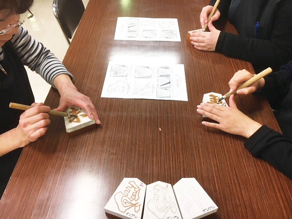 https://www.shogi.or.jp/event/JRhorigoma.jpg