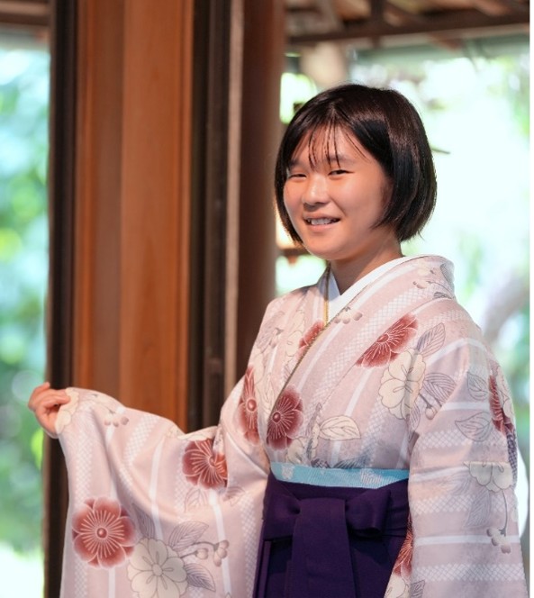 岩崎夏子女流初段