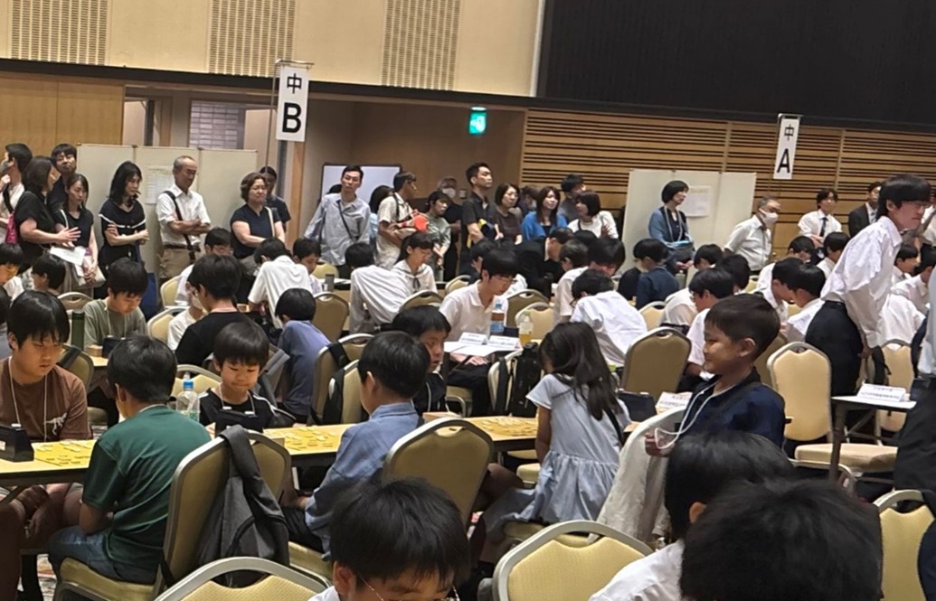 小学校の部 対局の様子