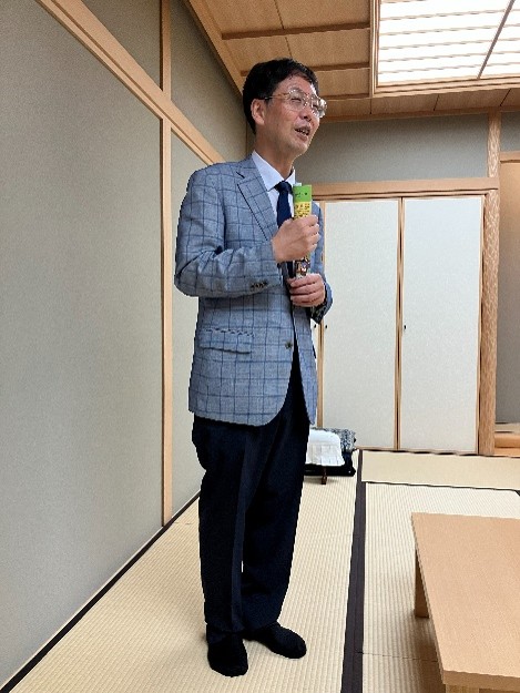 森下卓九段による将棋会館ツアーの様子