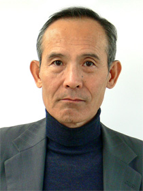 有野 芳人