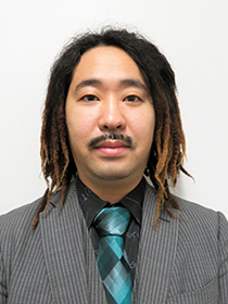 中村 亮介