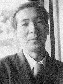 神田 鎮雄