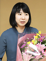 西山朋佳