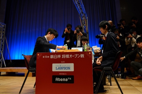 asahi_fujii_tida.jpg