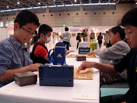 子ども将棋大会の模様