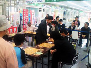 ヤマダ電機テックランド那覇本店将棋イベント02