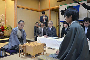 第42期棋王戦五番勝負第4局対局終了後の模様