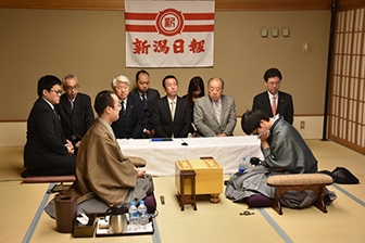 第43期棋王戦五番勝負第3局対局開始の模様