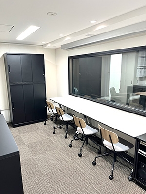 studio02.jpg