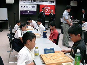 小学生の部決勝戦の様子